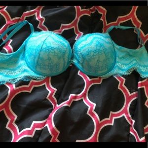 Victoria’s Secret blue lace bra